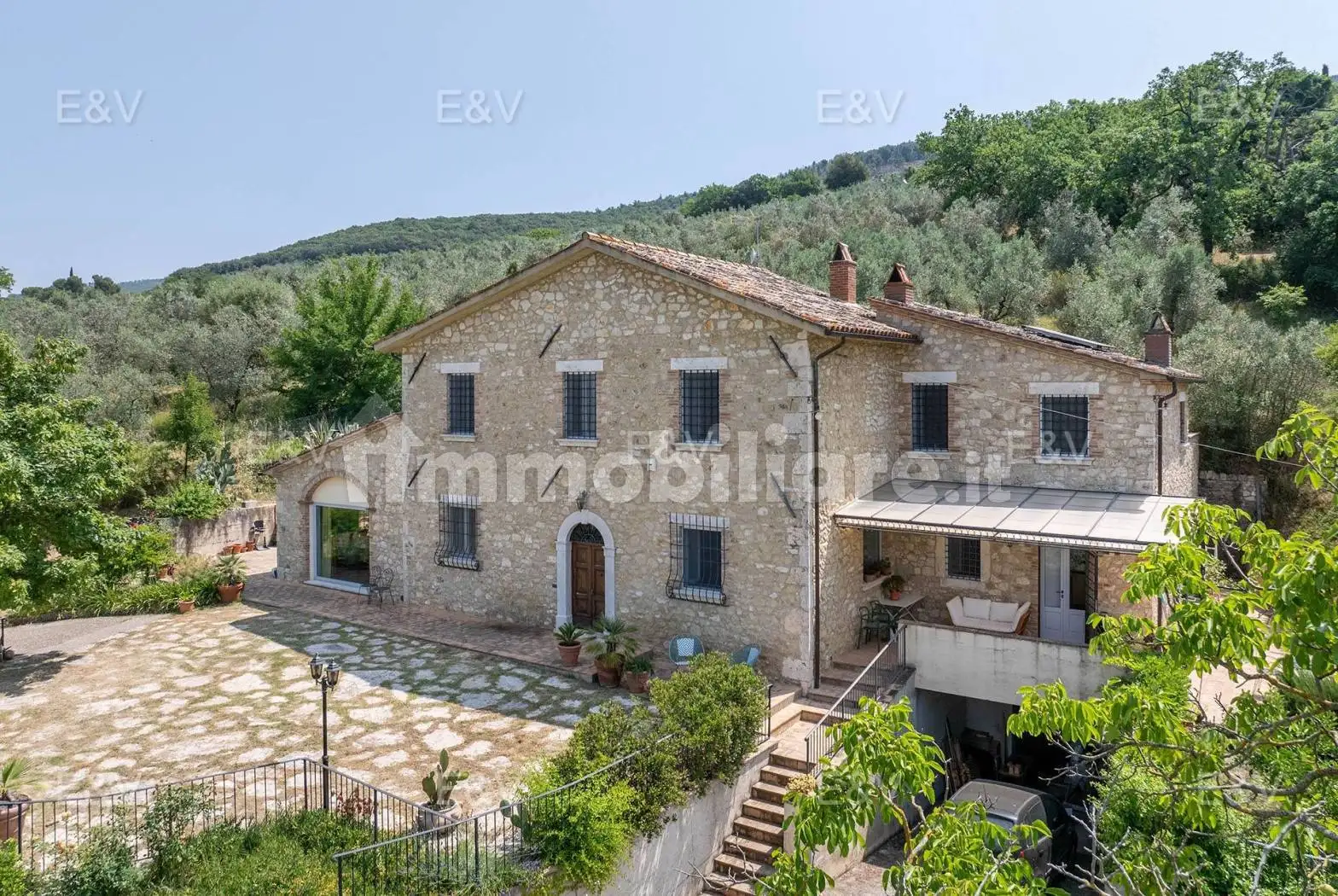 Rustico - Casale in vendita a Baschi