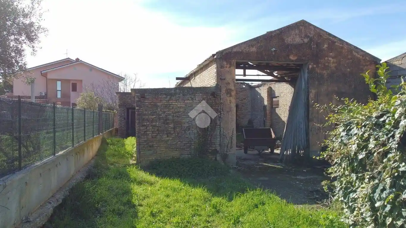 Rustico via Borgo Nuovo 53, Centro, Mosciano Sant'Angelo - foto 4