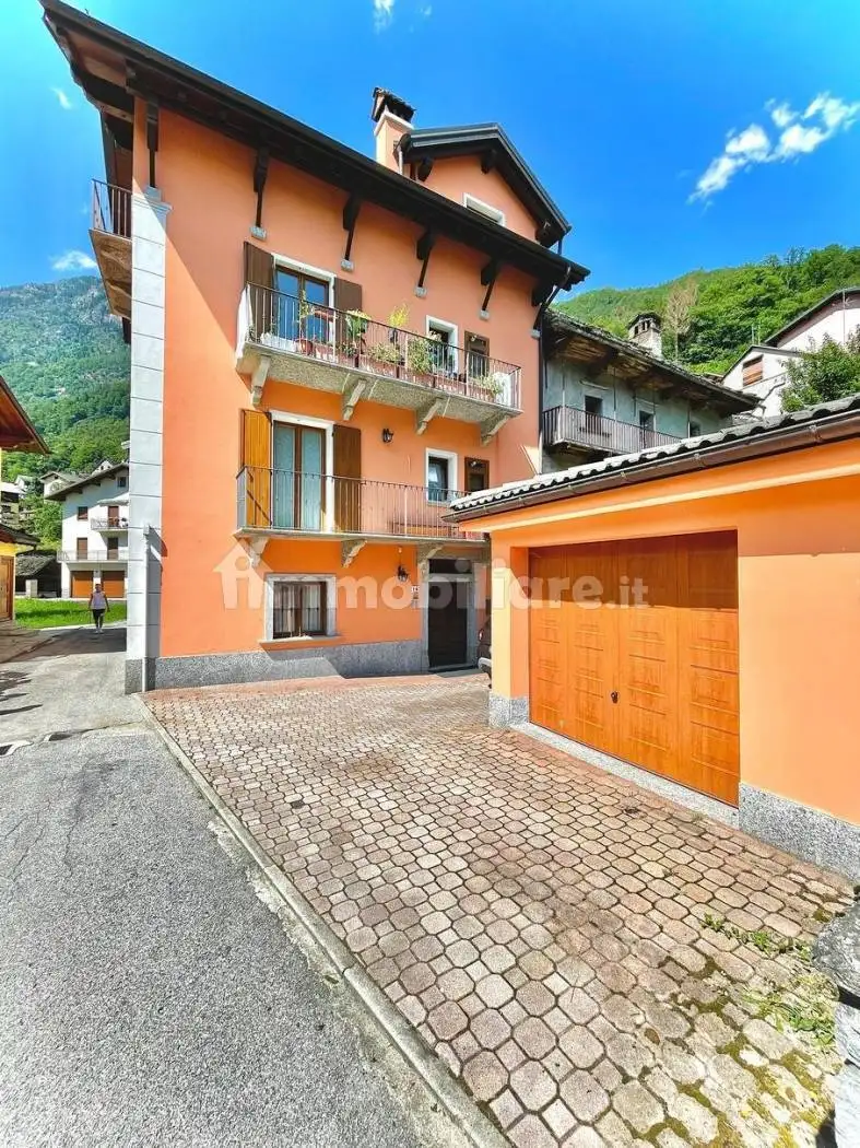 Trilocale via Sant'Antonio 16, Centro, Baceno - foto 4