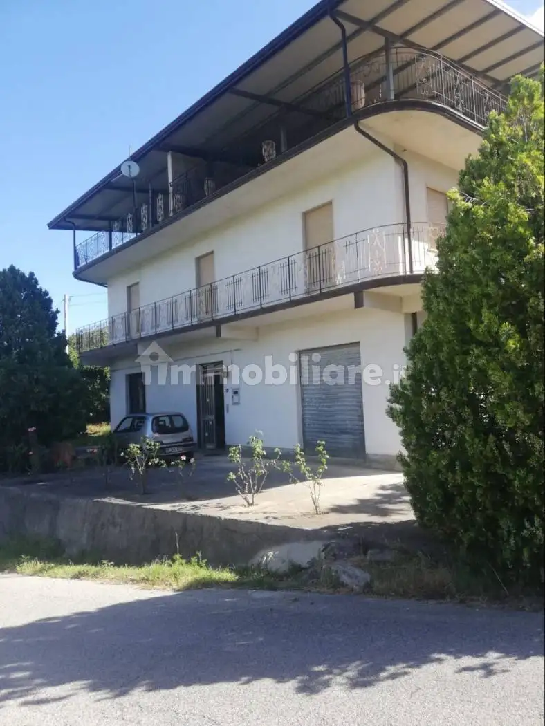 Villa in vendita a Sant'Angelo di Brolo