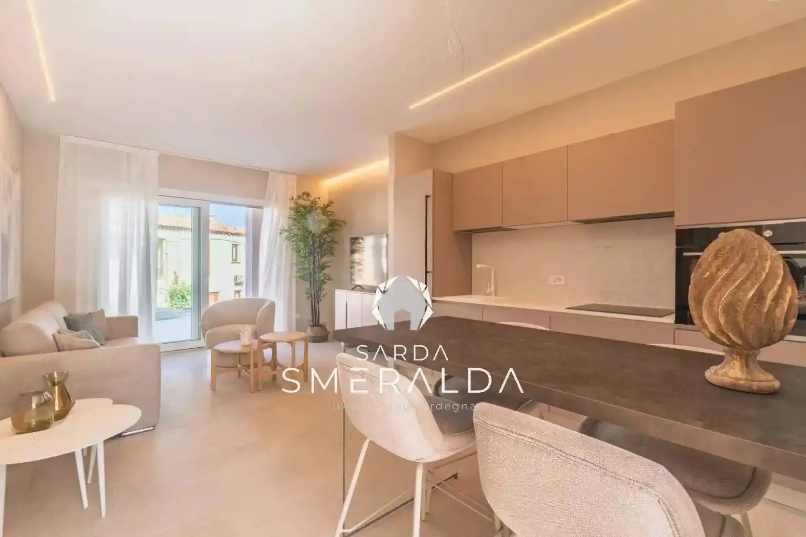 Appartamento in vendita a Arzachena