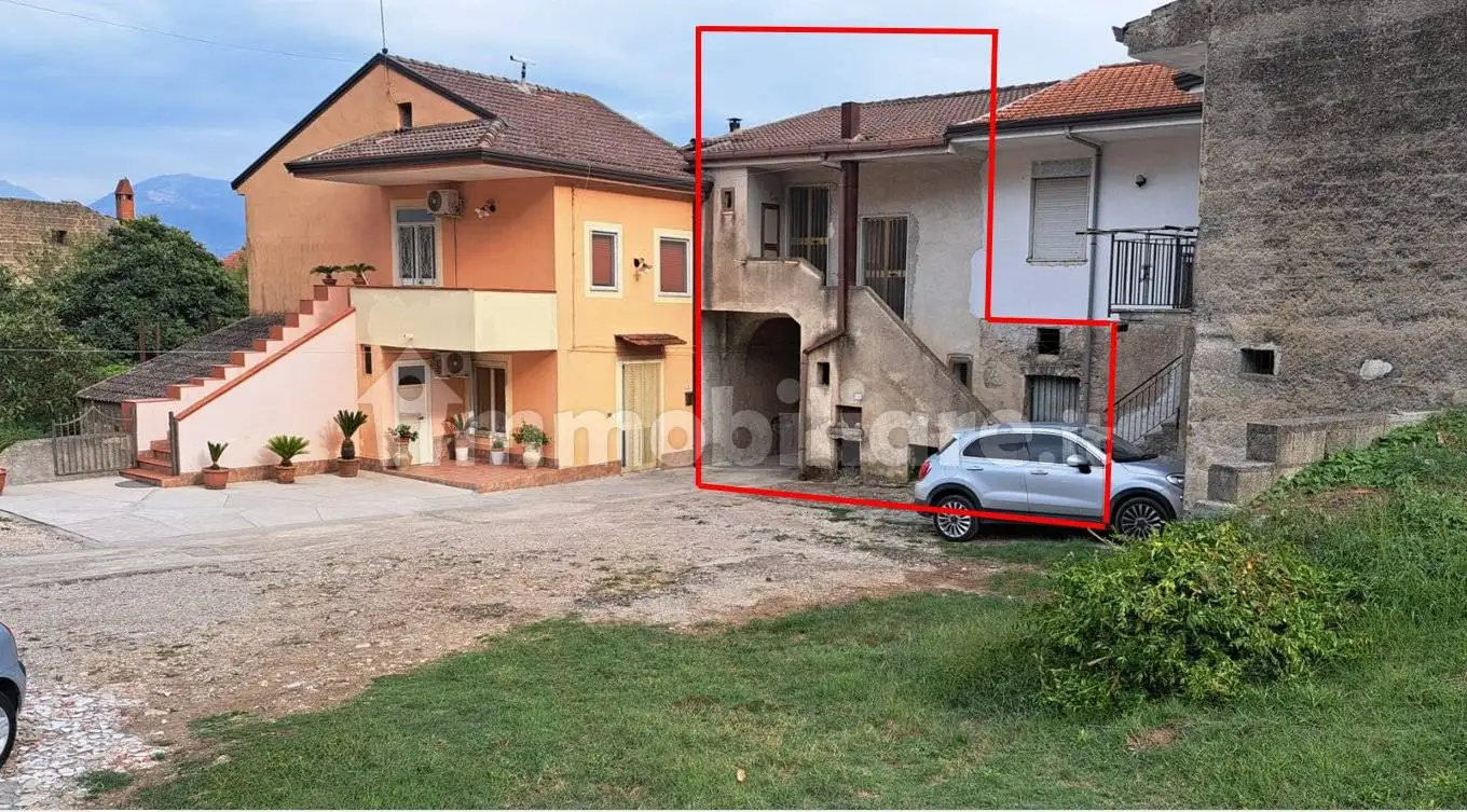 Casa indipendente in vendita a Limatola