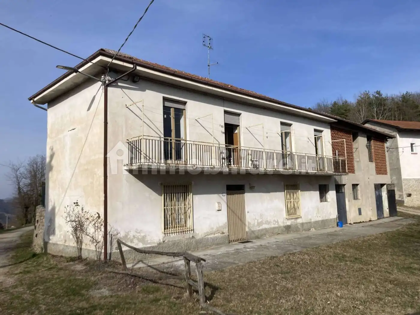 Rustico - Casale in vendita a Cravanzana