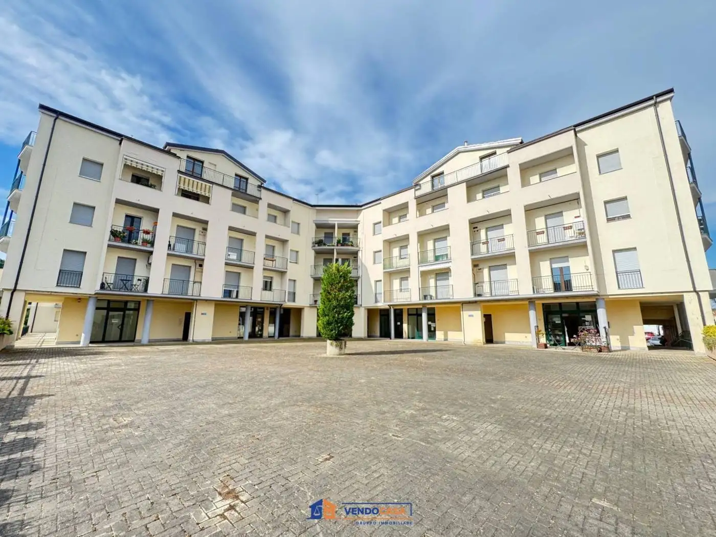 Appartamento in vendita a Mombercelli