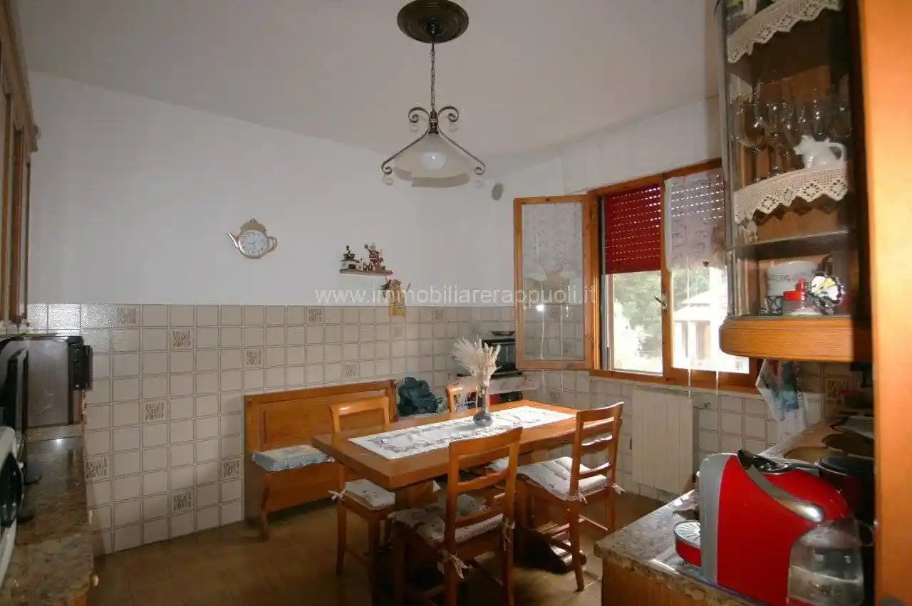 Appartamento in vendita a Lucignano