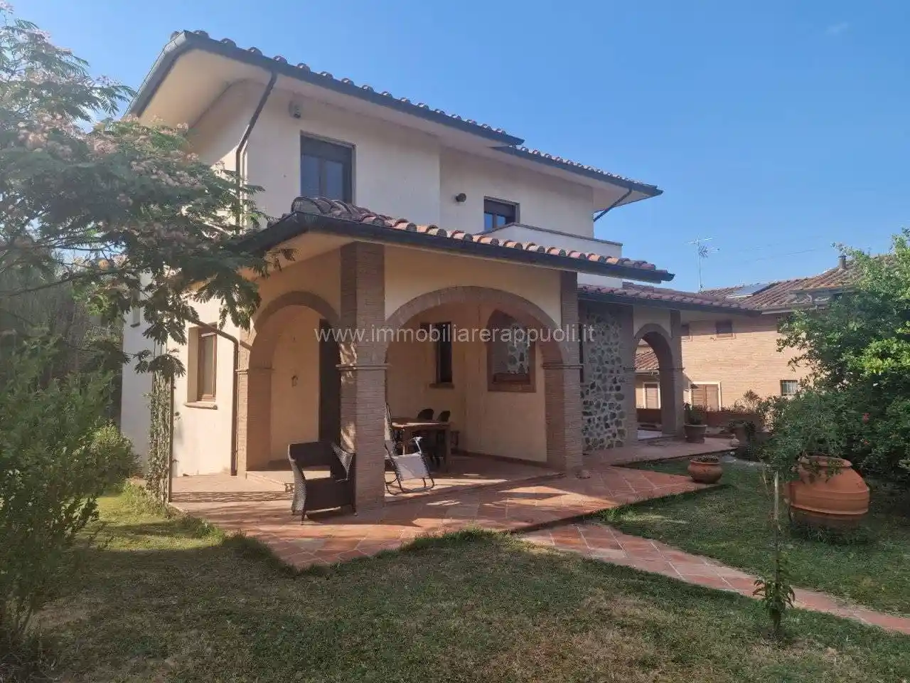 Villa in vendita a Sinalunga