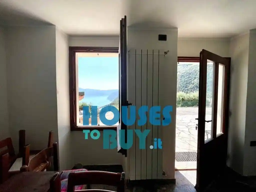 Casa indipendente in vendita a Parzanica