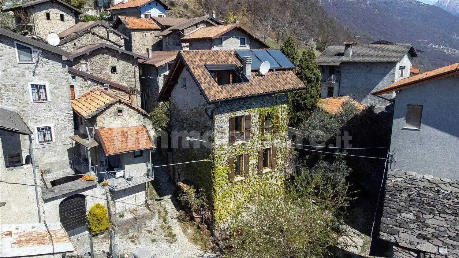 Villa unifamiliare via Caino San C., Centro, Vercana - foto 4