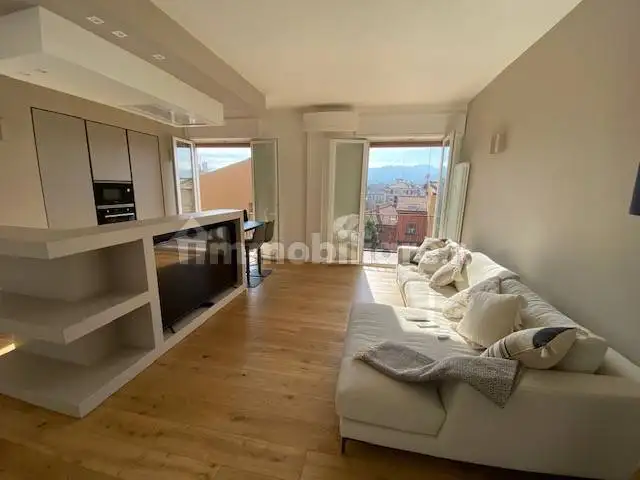 Appartamento in vendita a Bologna