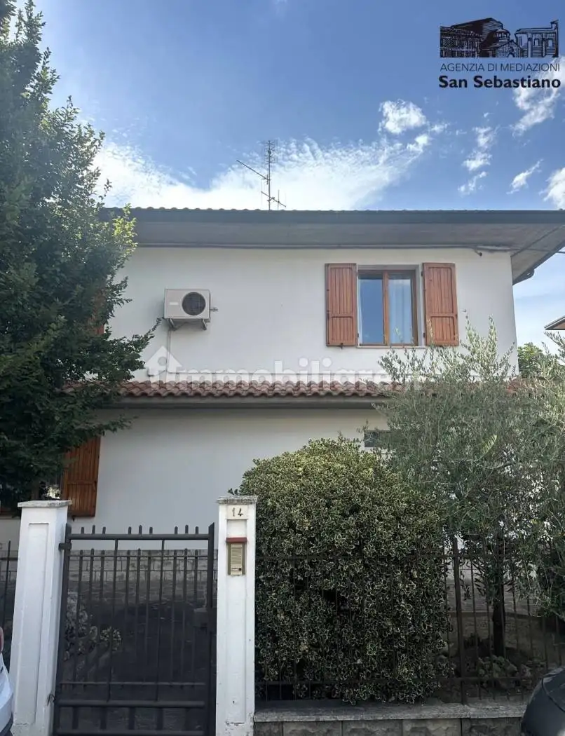 Villa in vendita a Forlì