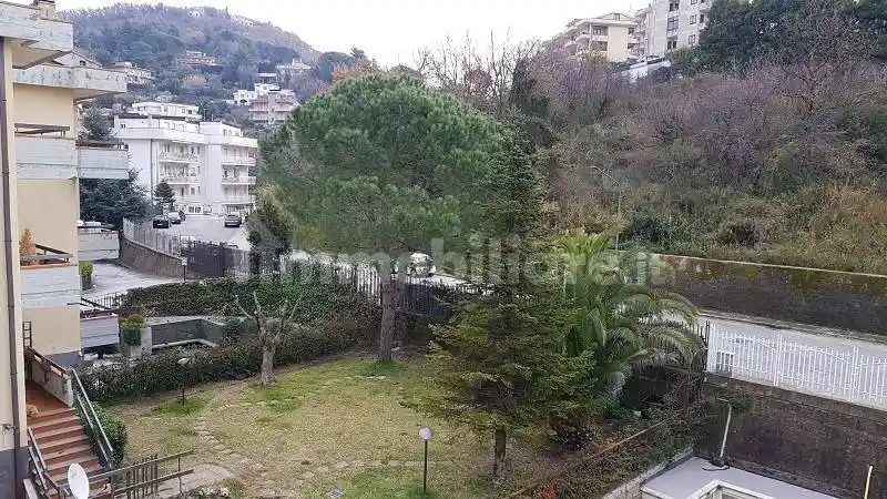 Appartamento in affitto a Salerno