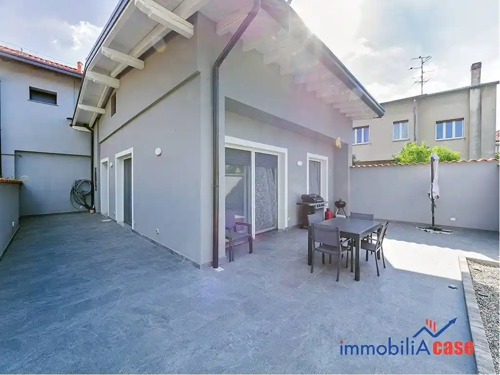 Villetta a schiera in vendita a Limbiate