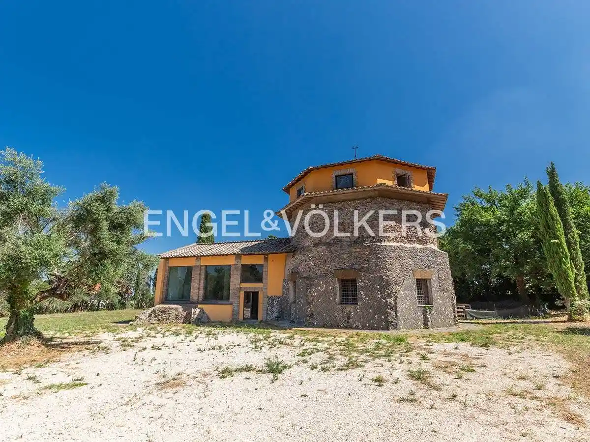 Villa in vendita a Frascati