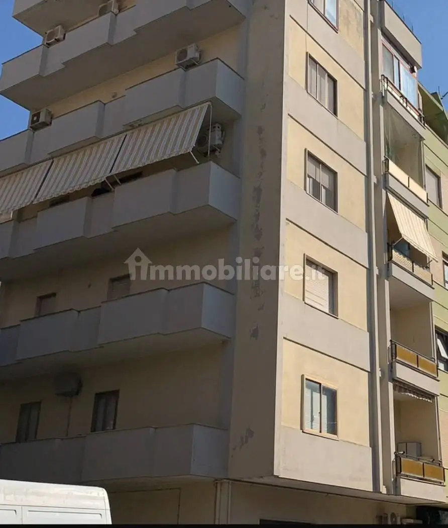 Appartamento in affitto a Soverato