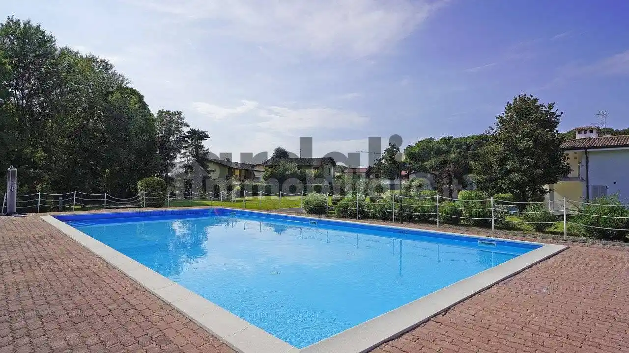 Appartamento in vendita a Padenghe sul Garda