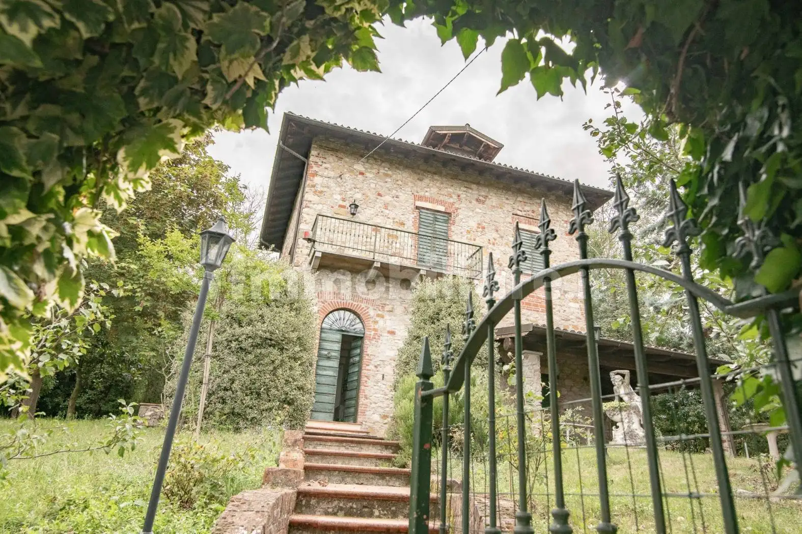 Villa in vendita a Santa Maria della Versa