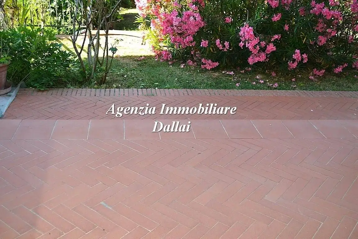 Villa in vendita a Scarperia e San Piero