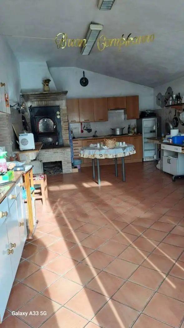 Rustico - Casale in vendita a Castel Viscardo