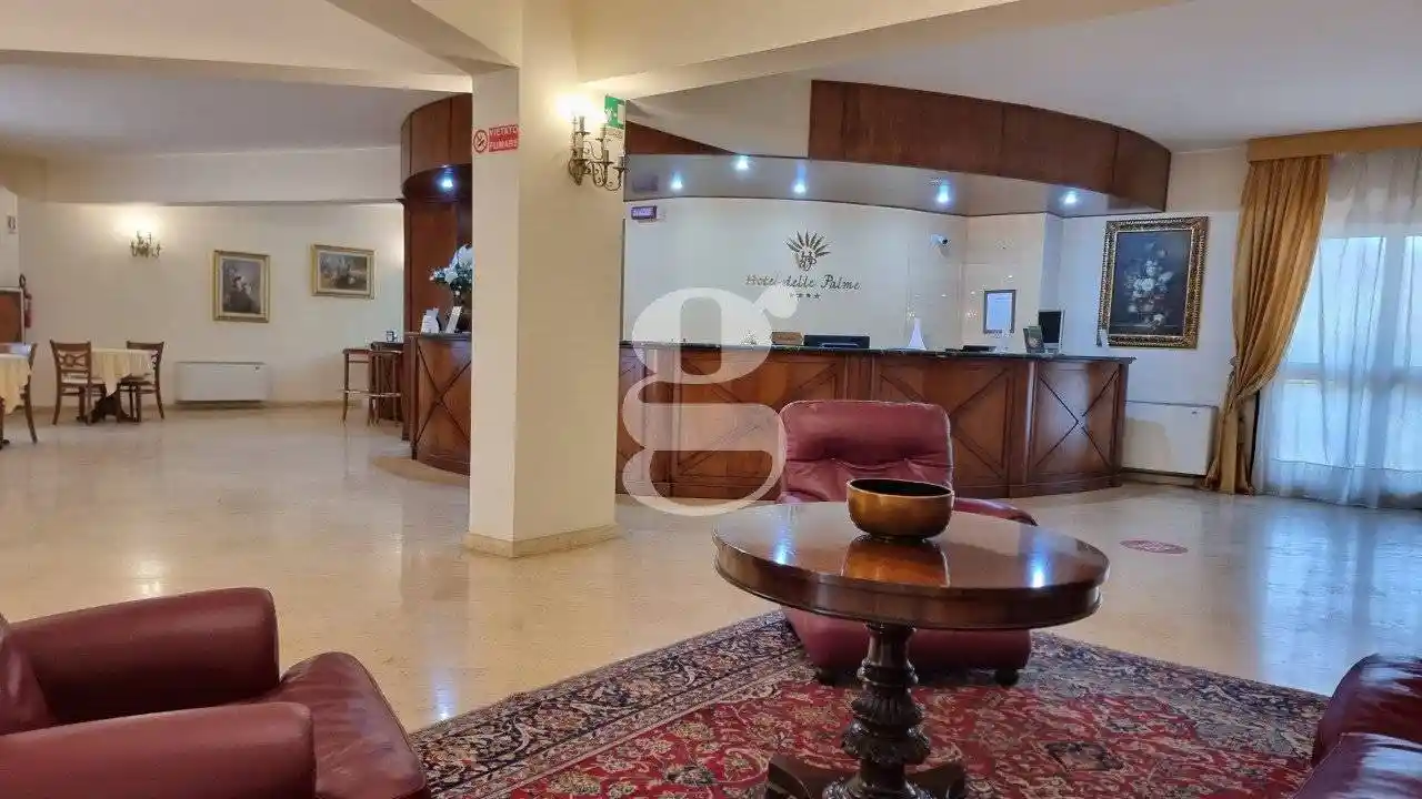 Palazzo - Edificio in Vendita - foto 2