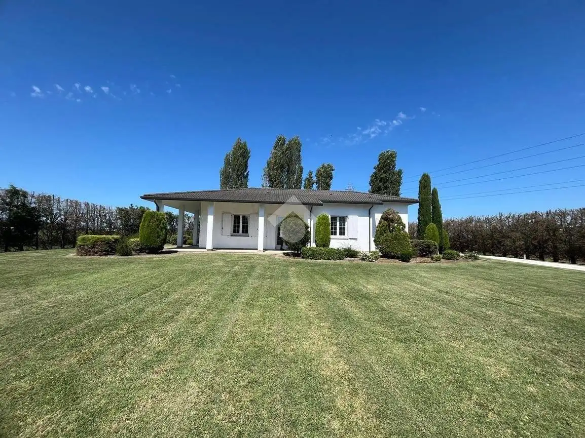 Villa in vendita a Ravenna