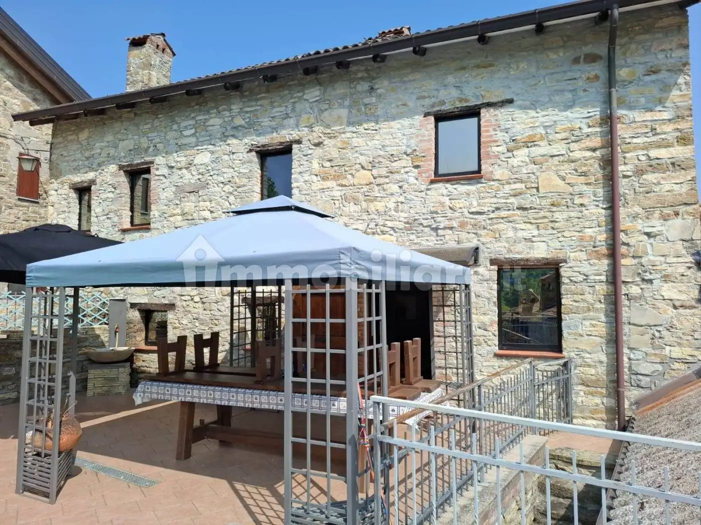 Casa indipendente in vendita a Coli