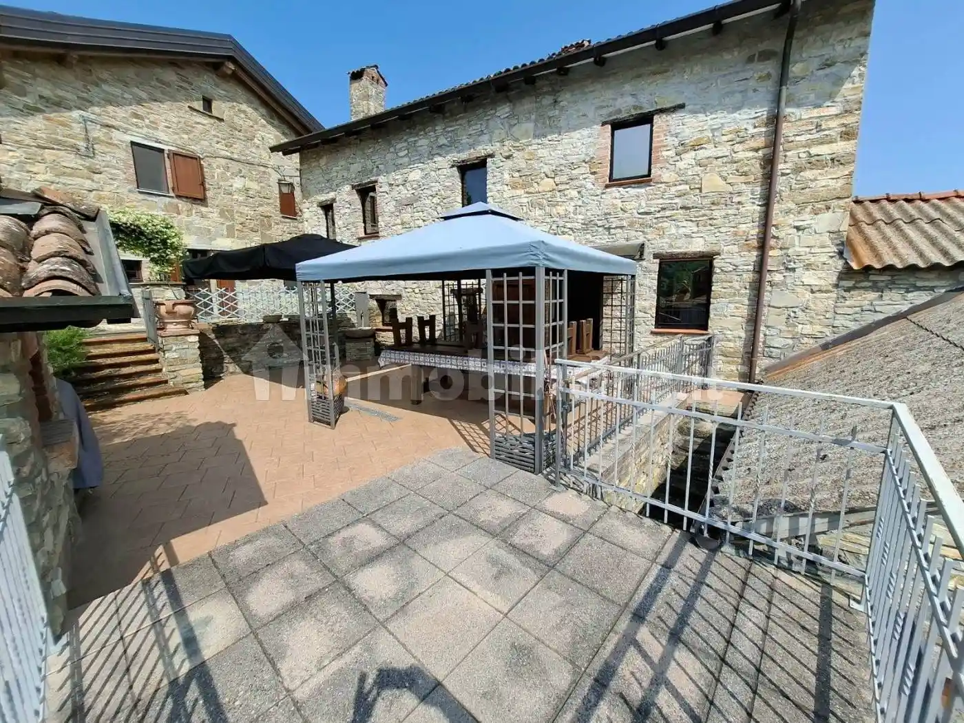 Terratetto unifamiliare 194 m², Coli - foto 2