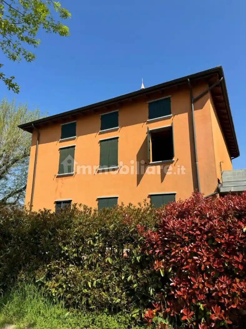 Villa in vendita a Castelfranco Emilia