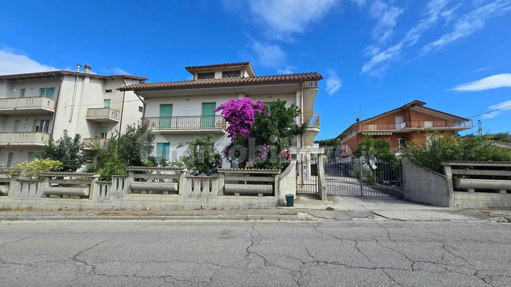 Villa in vendita a Sant'Egidio alla Vibrata