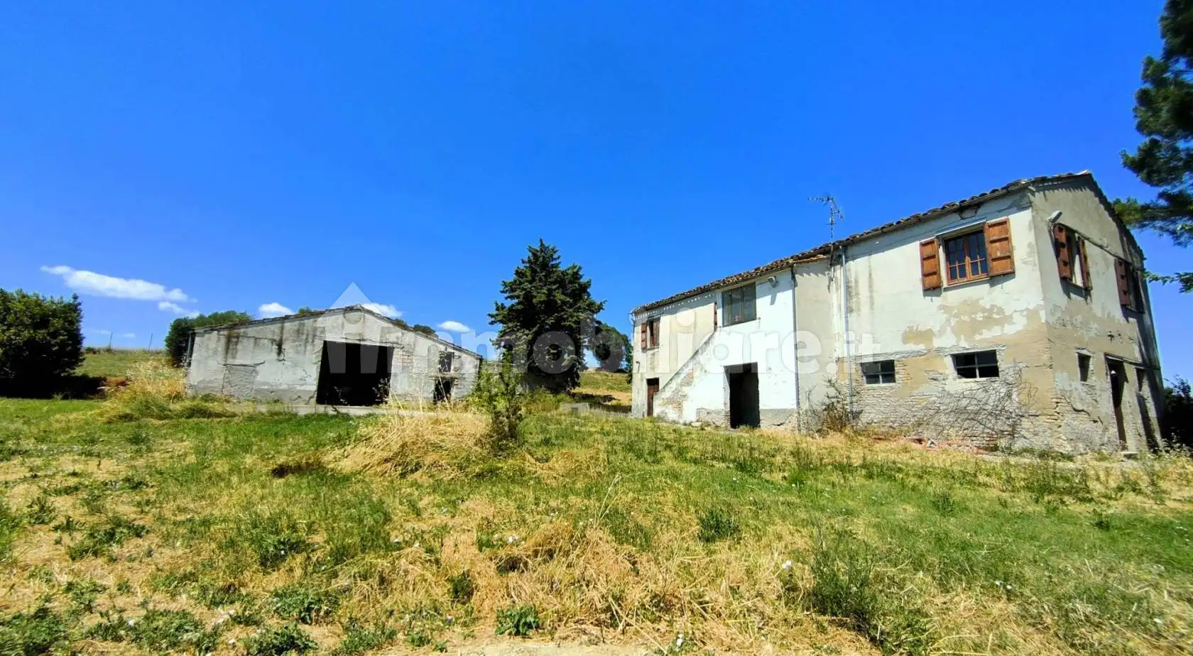 Rustico - Casale in vendita a Bellante