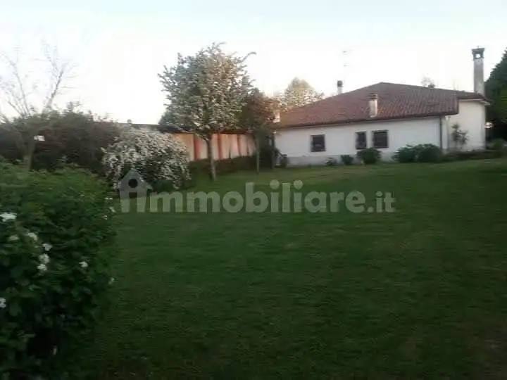 Villa in vendita a Paderno Ponchielli