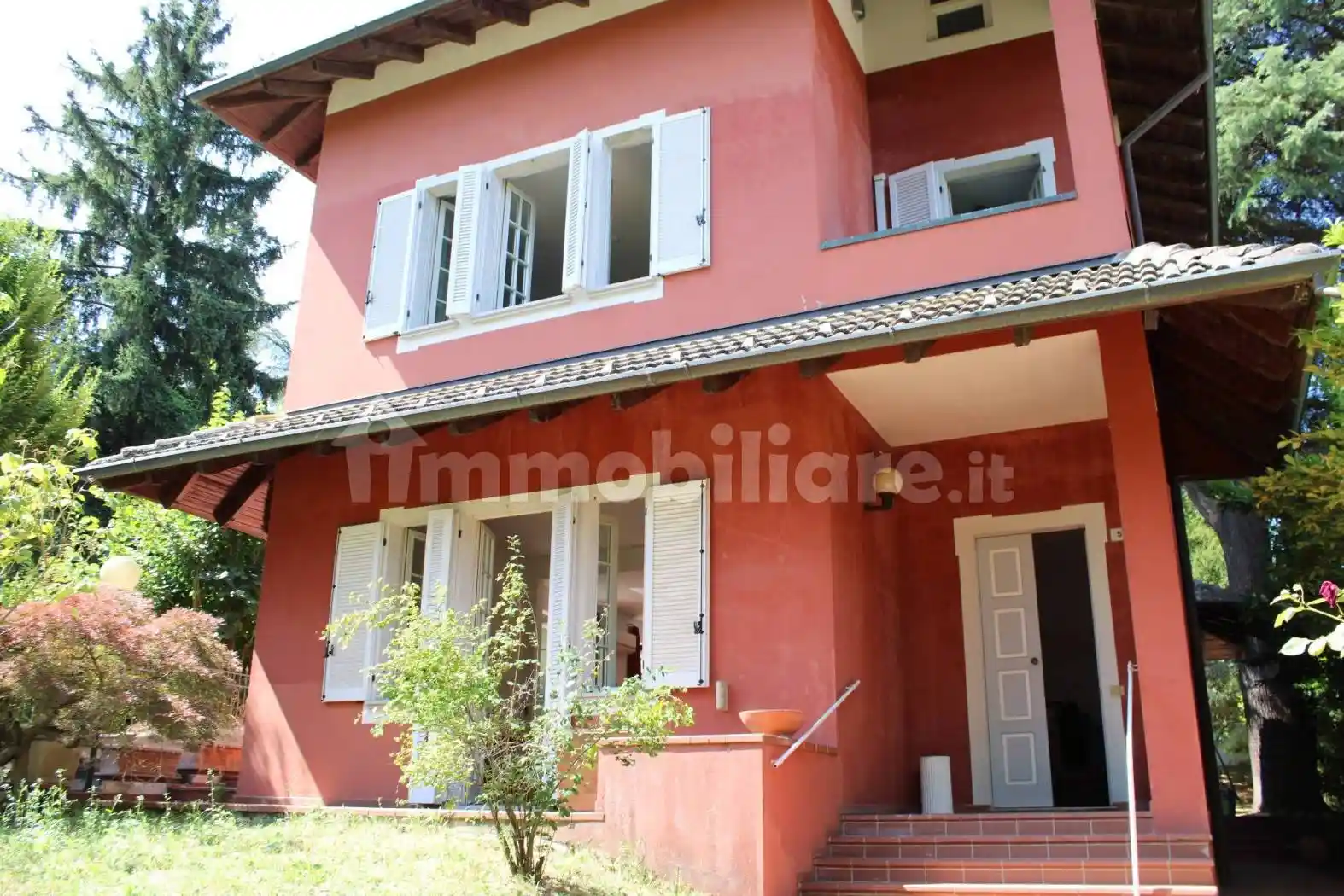 Villa in vendita a Godiasco Salice Terme