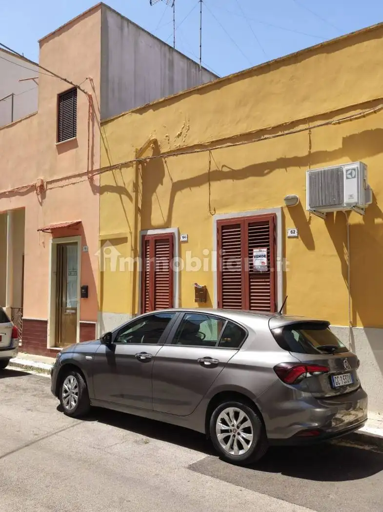 Trilocale via Ugo Foscolo 62, Aradeo - foto 3