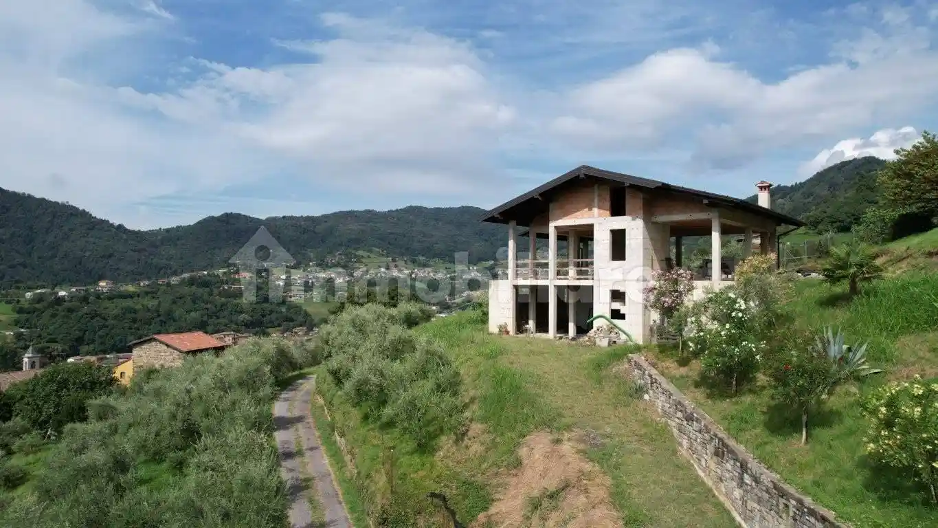 Villa in vendita a Foresto Sparso