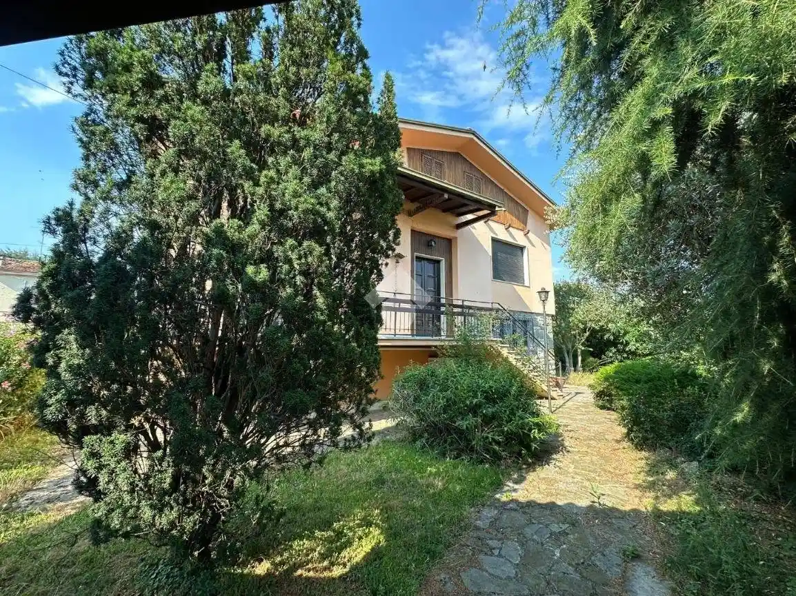Villa in vendita a Palazzolo sull'Oglio