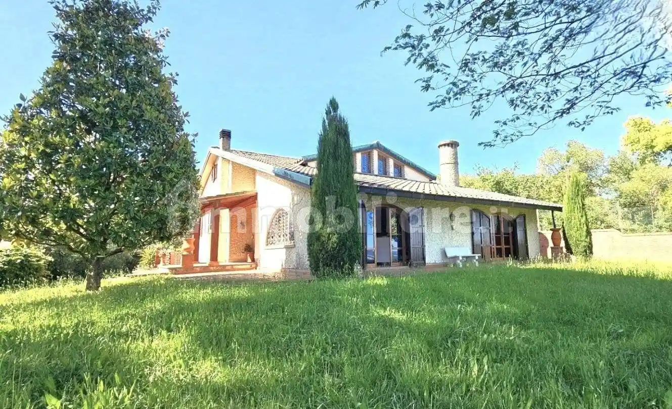 Villa in vendita a Santa Maria a Monte