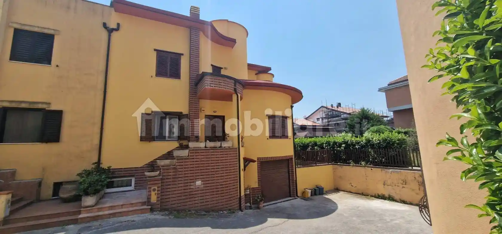 Villa bifamiliare via Augusto Guerriero 19, A. Annarumma, A. Gasperi, F. Tedesco, Avellino - foto 3