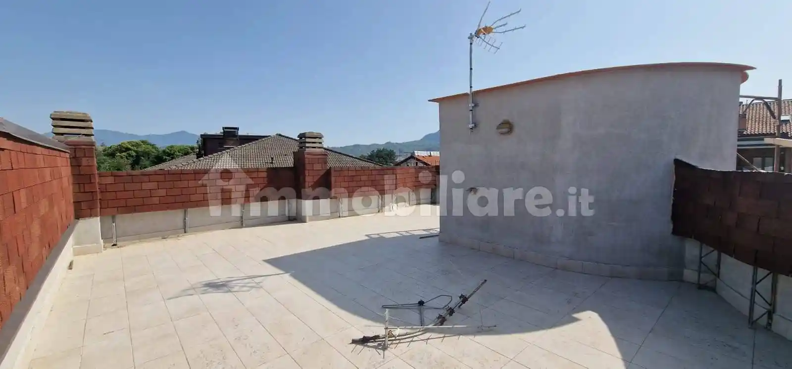 Villa bifamiliare via Augusto Guerriero 19, A. Annarumma, A. Gasperi, F. Tedesco, Avellino - foto 4