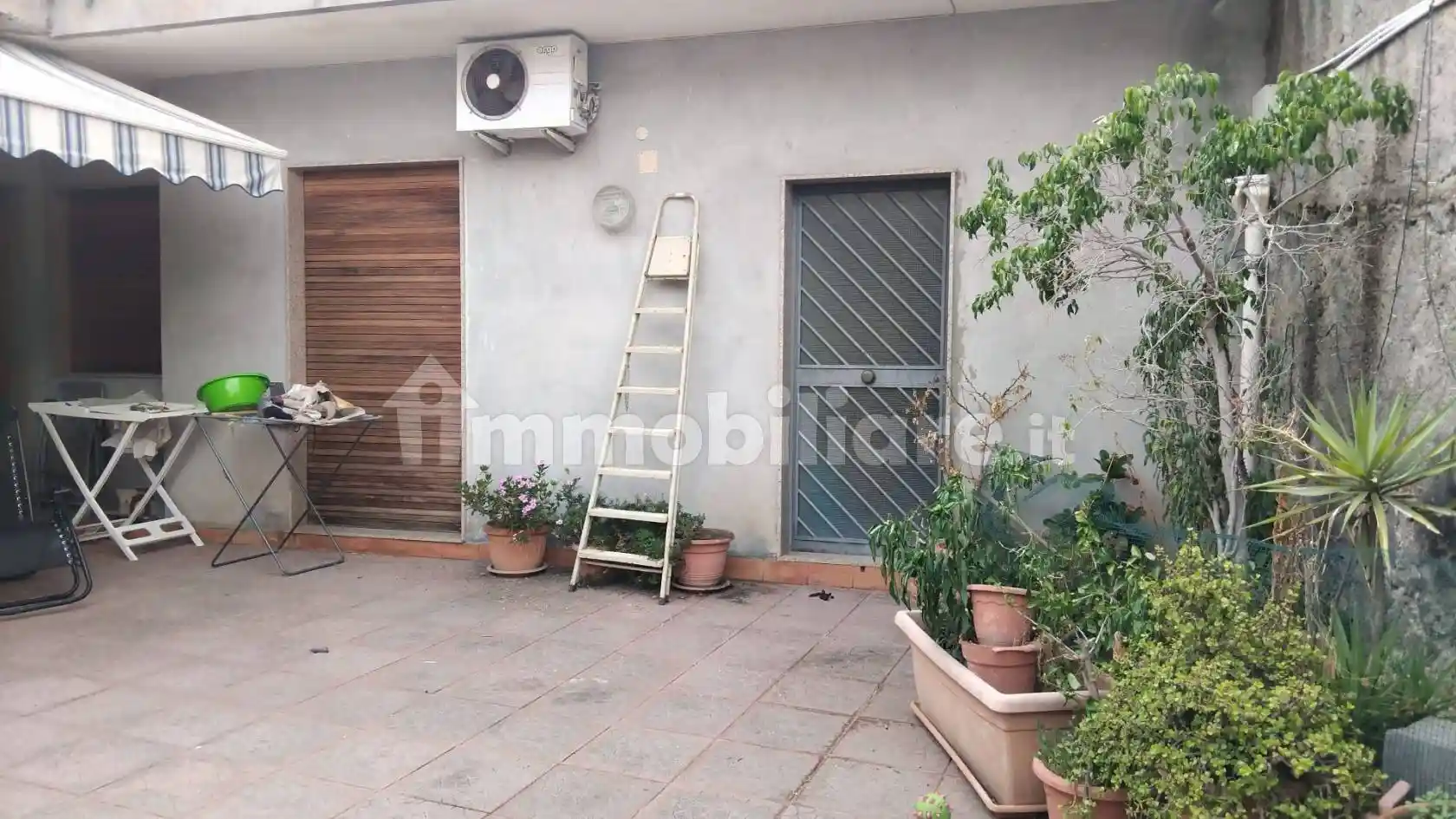 Casa indipendente in vendita a Aci Catena