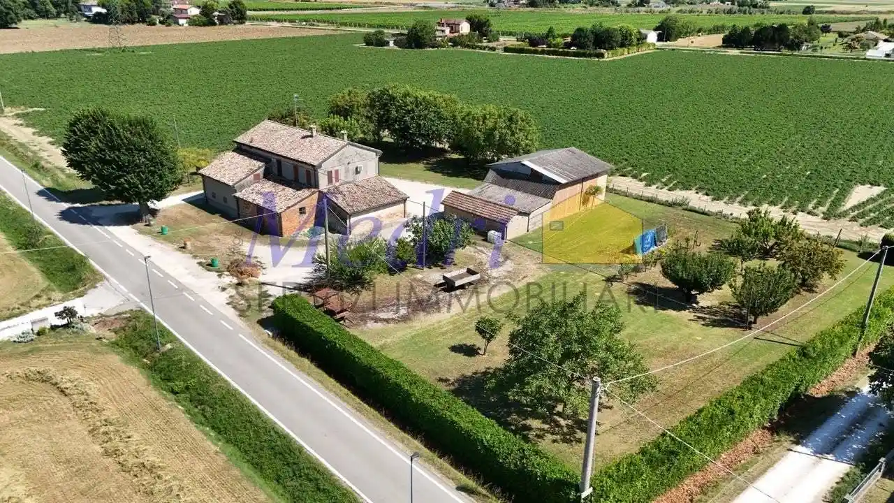 Villa unifamiliare, da ristrutturare, 375 m², San Zaccaria, Ravenna - foto 2