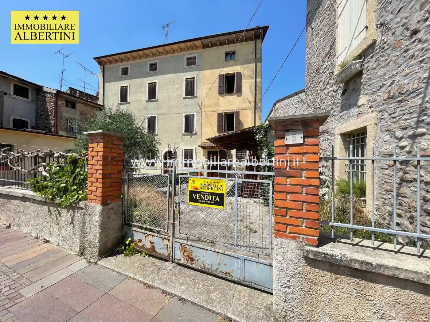 Casa indipendente in vendita a Valeggio sul Mincio