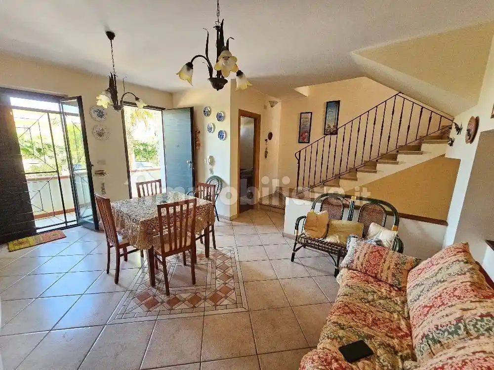 Villa a schiera via Pilati, Melito di Porto Salvo - foto 2