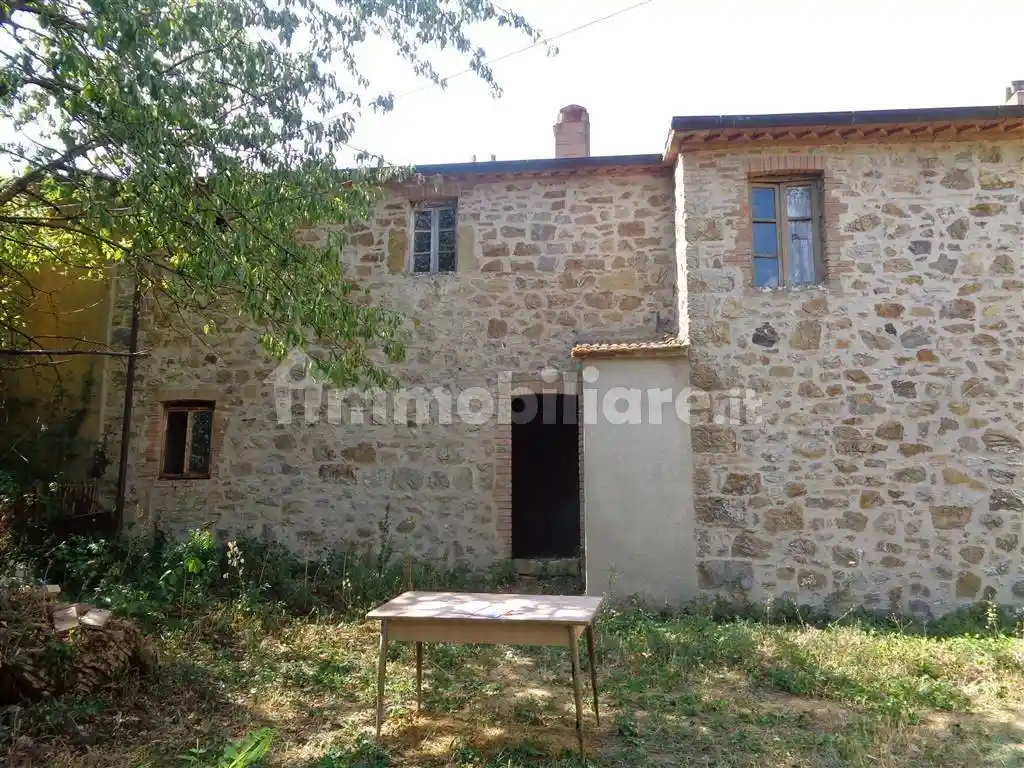 Casa indipendente in vendita a Scansano