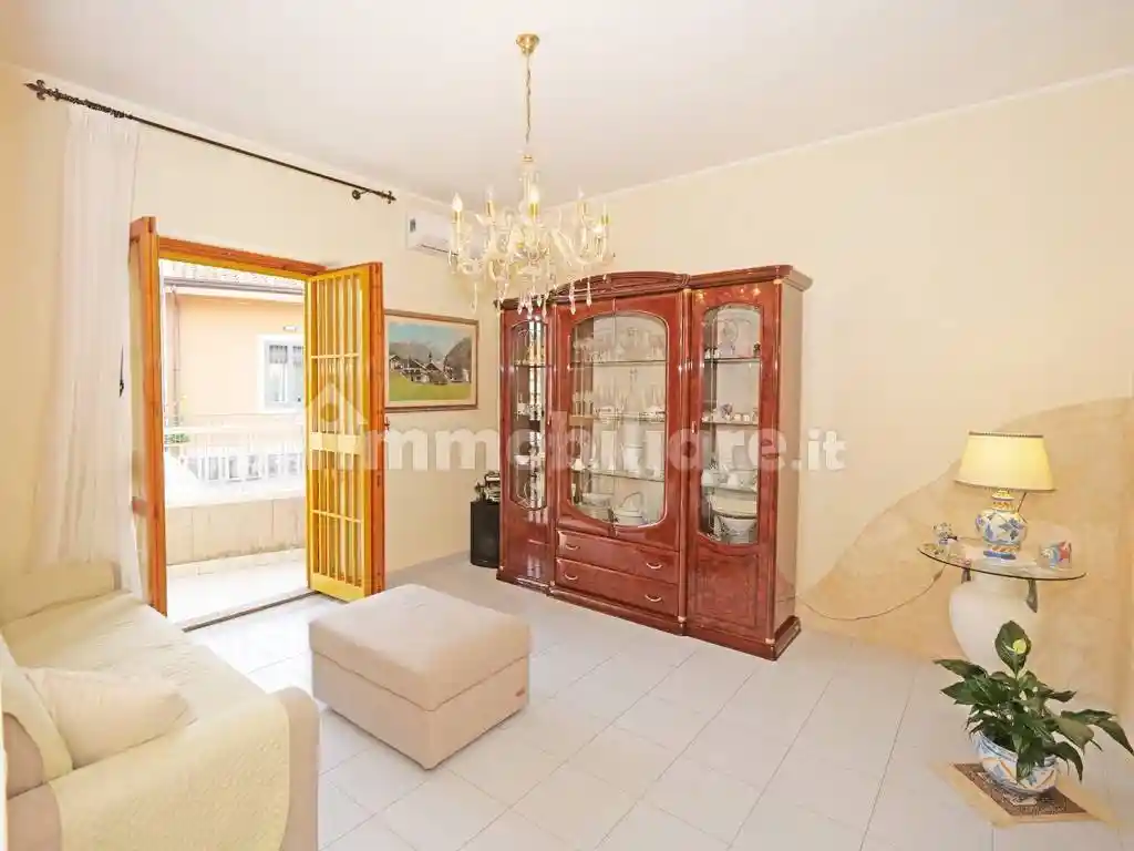 Appartamento in vendita a Acireale