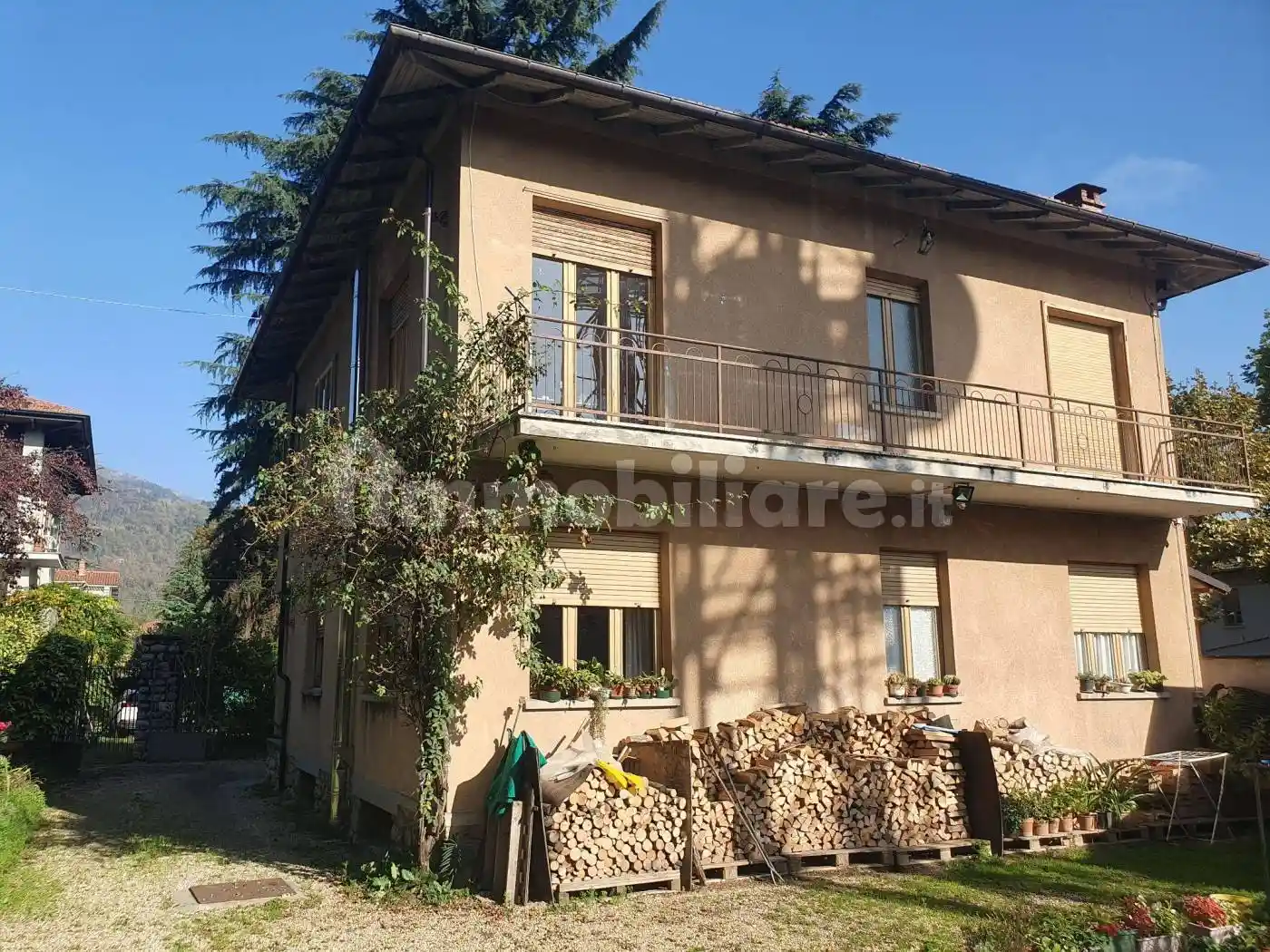 Villa in vendita a Dronero