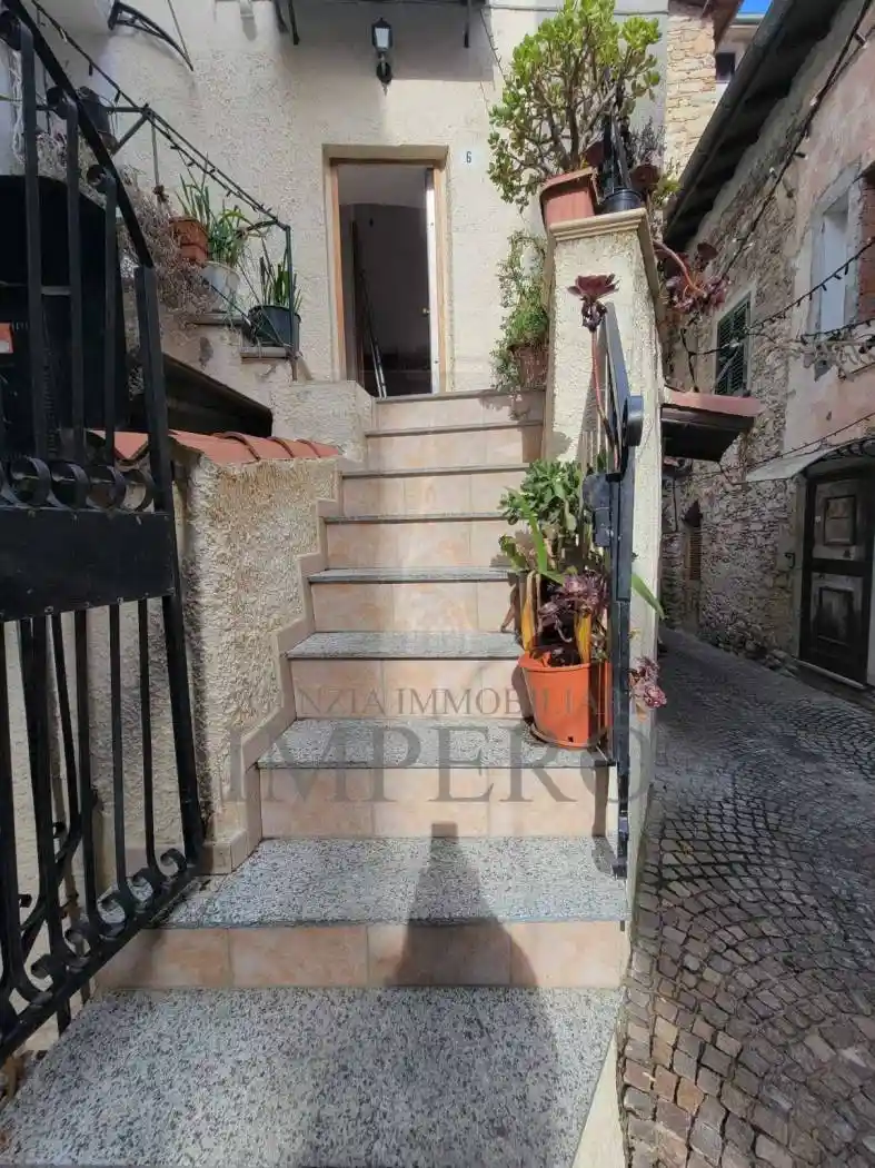 Appartamento in vendita a Camporosso