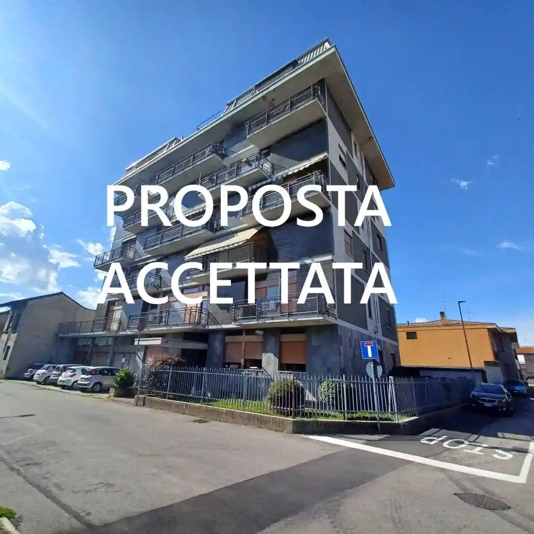 Appartamento in vendita a Buscate