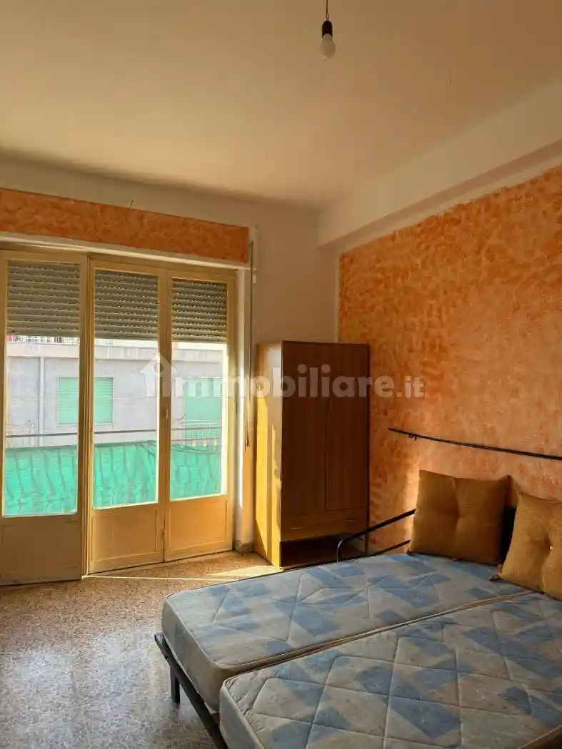 Trilocale via 25 Aprile, Centro, Crotone - foto 3