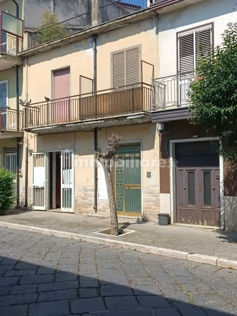 Casa indipendente in vendita a Bonito