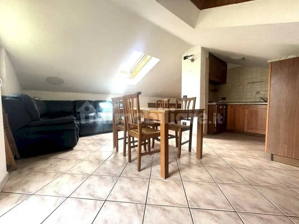 Trilocale frazione Villetos, 38, Centro, Aymavilles - foto 4