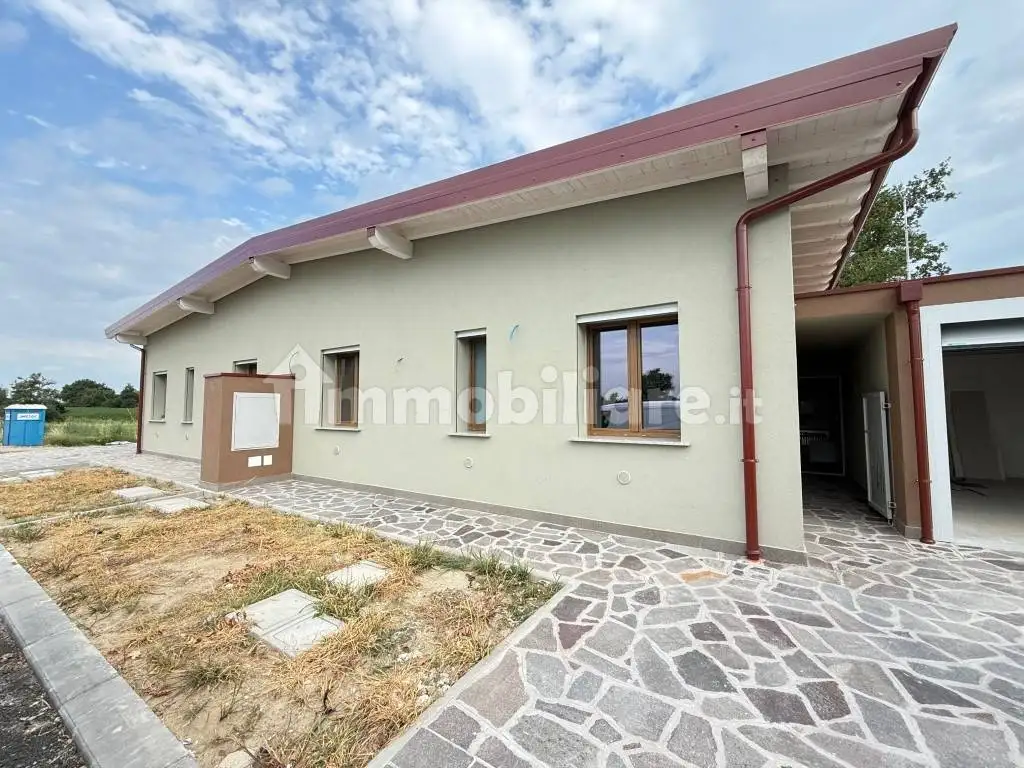 Villa in vendita a Comazzo